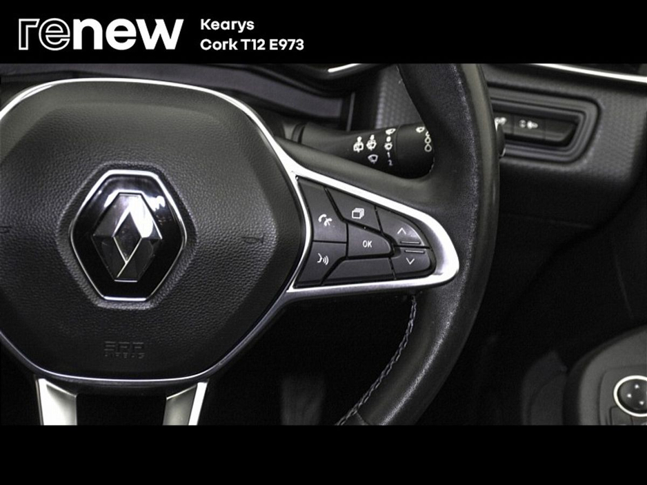 2022 Renault Clio - image 16