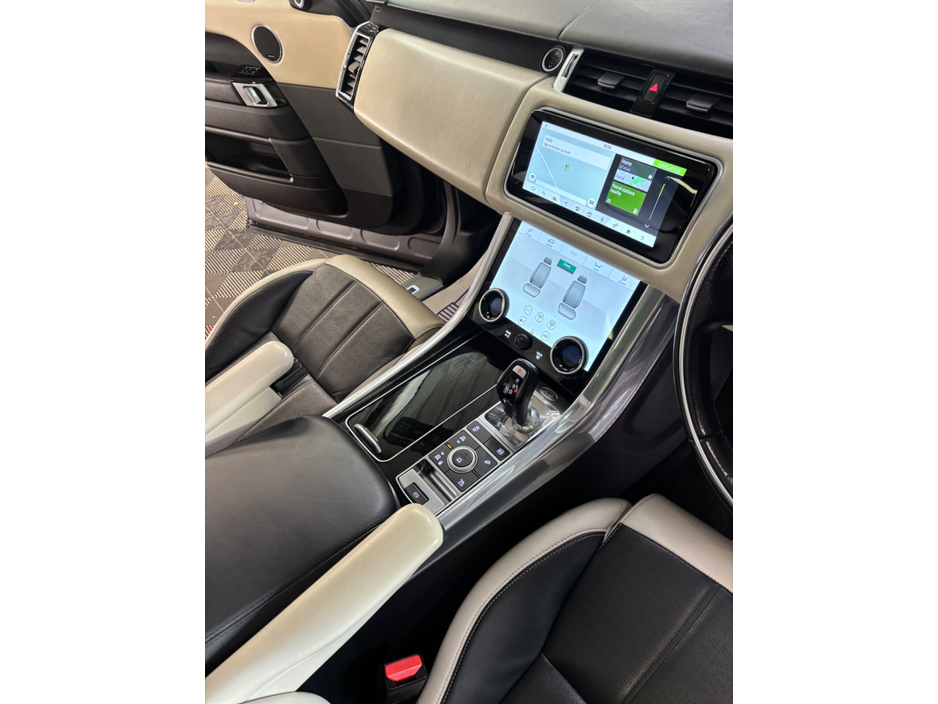 2019 Land Rover Range Rover Sport - image 9