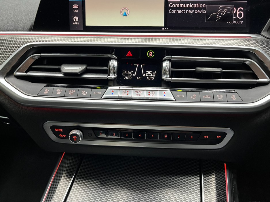 2021 BMW X5 - image 31