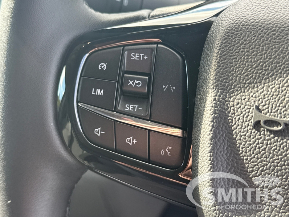 2026 Ford Transit Custom - image 23