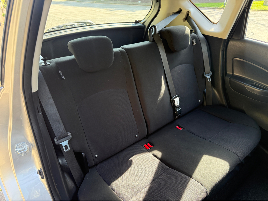 2015 Nissan Note - image 10