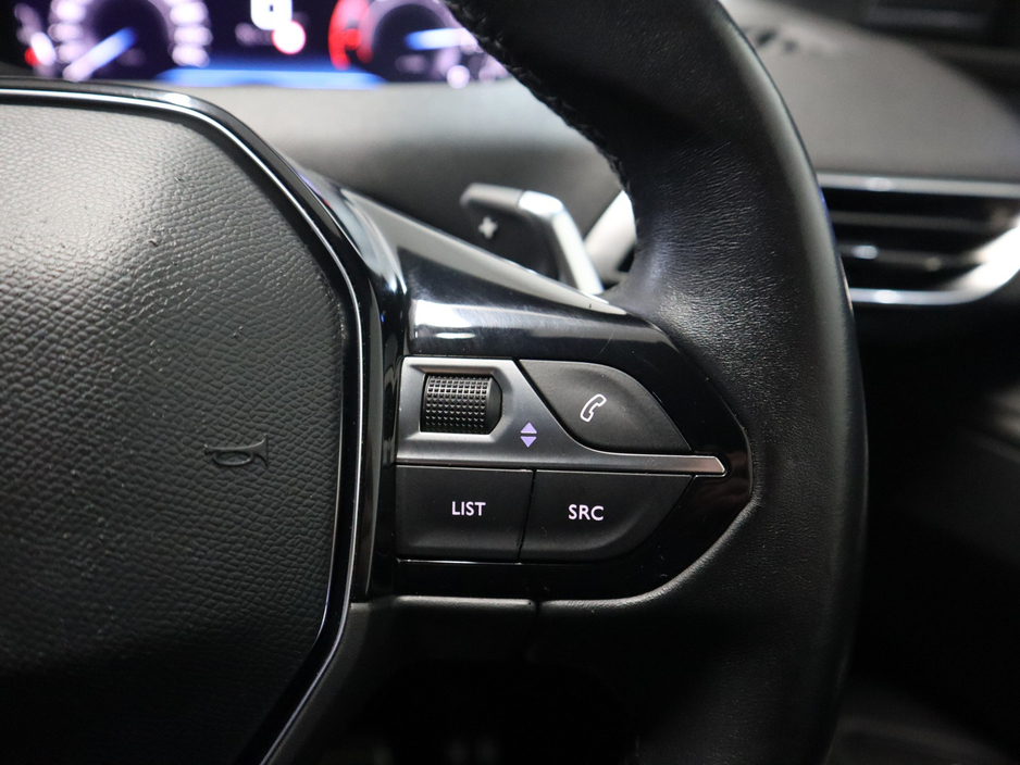 2023 Peugeot 3008 - image 13