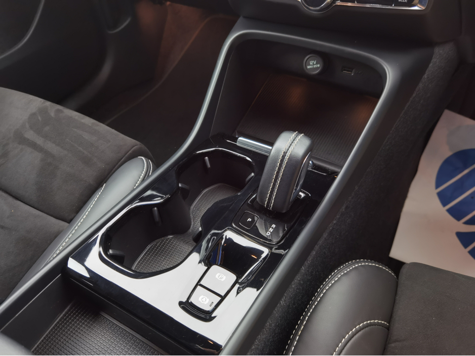 2021 Volvo XC40 1.5 T4 R-DESIGN RECHARGE AUTOMATIC PETROL PLUG-IN HYBRID - FINANCE AVAILABLE - CALL US TODAY ON 01 492 6566 OR 087-092 5525 €28,450