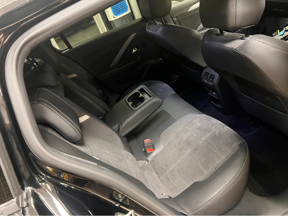 2024 Opel Astra - image 6