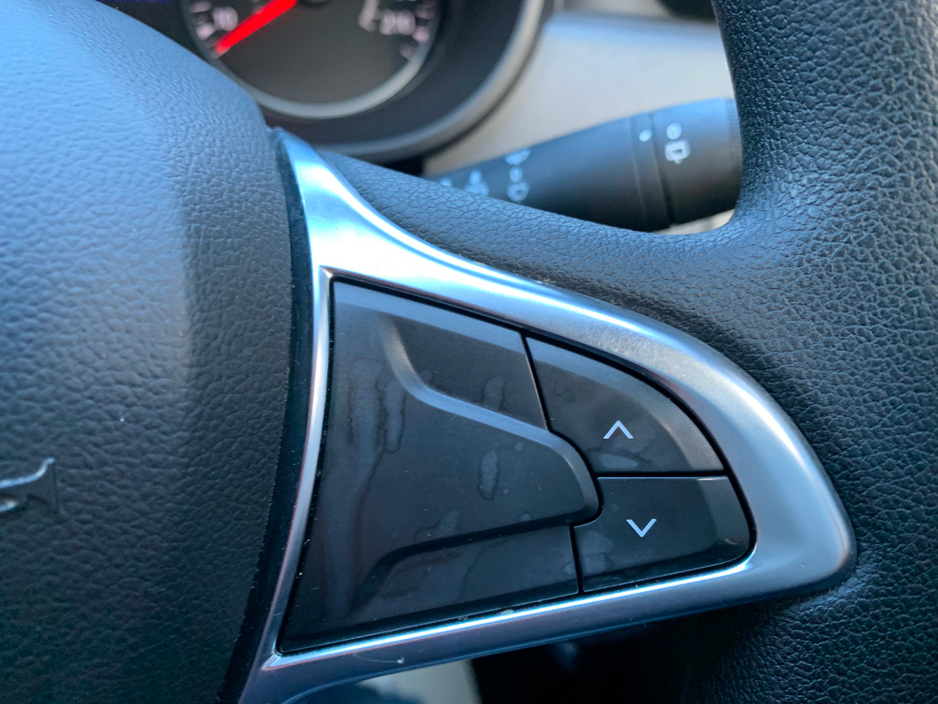 2019 Dacia Duster - image 21