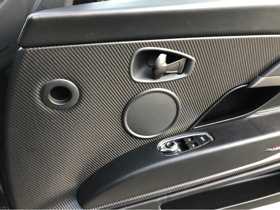 2018 Aston Martin DB11 4.0 V8 AUTO==HUGE SPEC==ONLY 12K MILES==COST OVER €380K NEW== €154,950