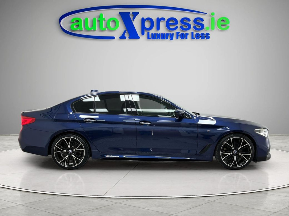 2018 BMW 5 Series - image 5