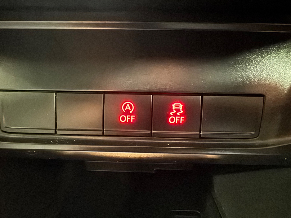 2020 Volkswagen Caddy - image 22