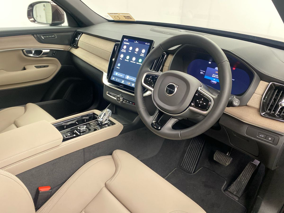 2026 Volvo XC90 - image 6