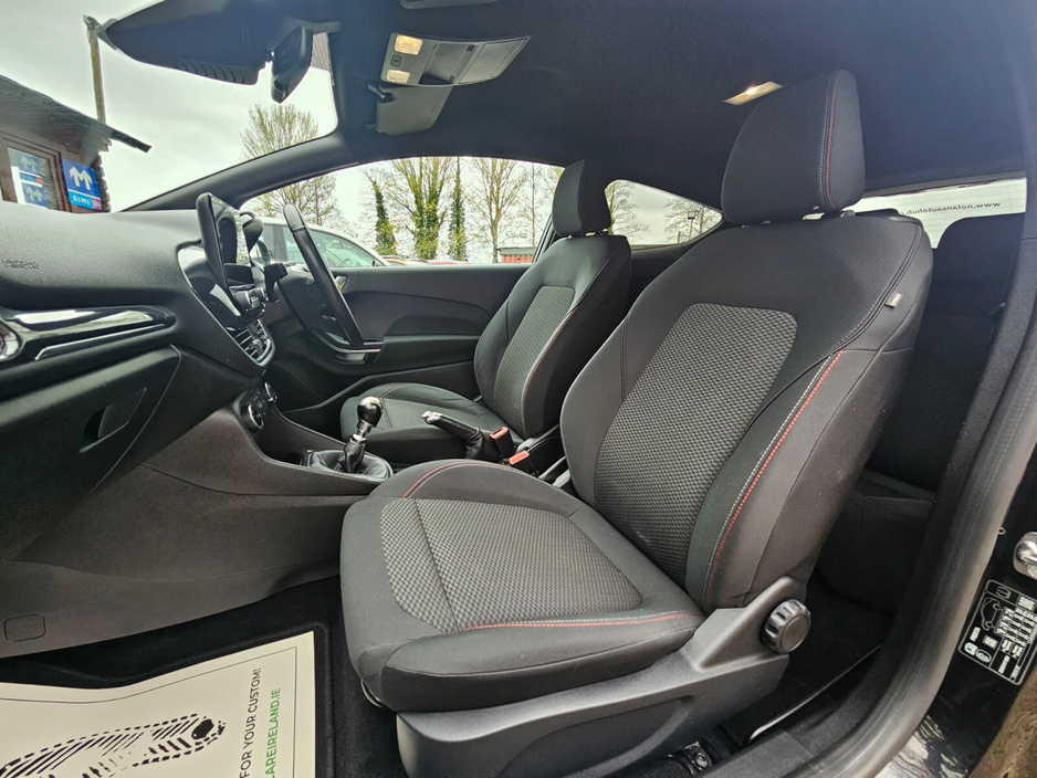 2018 Ford Fiesta - image 19