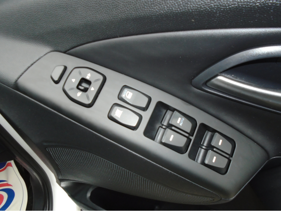 2016 Hyundai ix35 - image 18