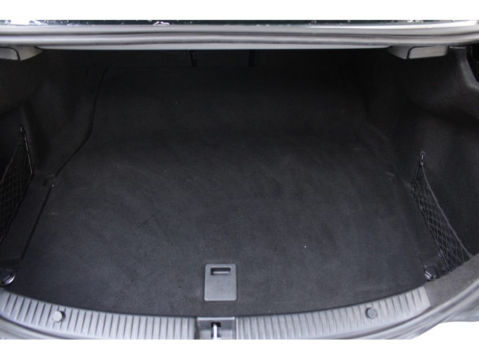 2015 Mercedes-Benz C Class C220D AMG LINE PREMIUM 4DR SALOON AUTO // PANORAMIC SUNROOF //  STUNNING CAR FINISHED IN ICE SILVER // BUY WITH CONFIDENCE AA AND SIMI APPROVED DEALER 2026 // FINANCE ARRANGED // ALL TRADE INS WELCOME €16,950