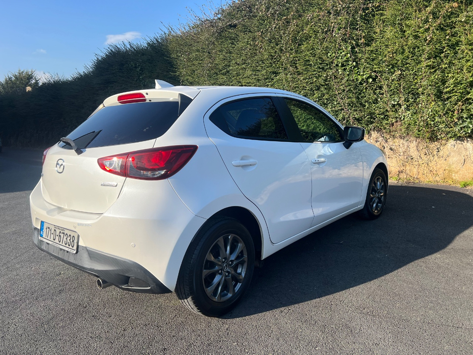 2017 Mazda Demio - image 13