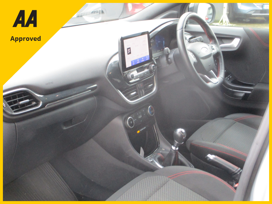 2022 Ford Puma ST-LINE  5DR 1.0T 125 MHEV.  SOLAR SILVER WITH BLACK ROOF  , ONE  CAREFUL OWNER, FULL FORD SERVICE HISTORY AND IN SHOWROOM CONDITION !!12 MONTHS AA AND 12 MONTHS WARRANTY.  CALL BRENDAN ON 0872051161 €23,500