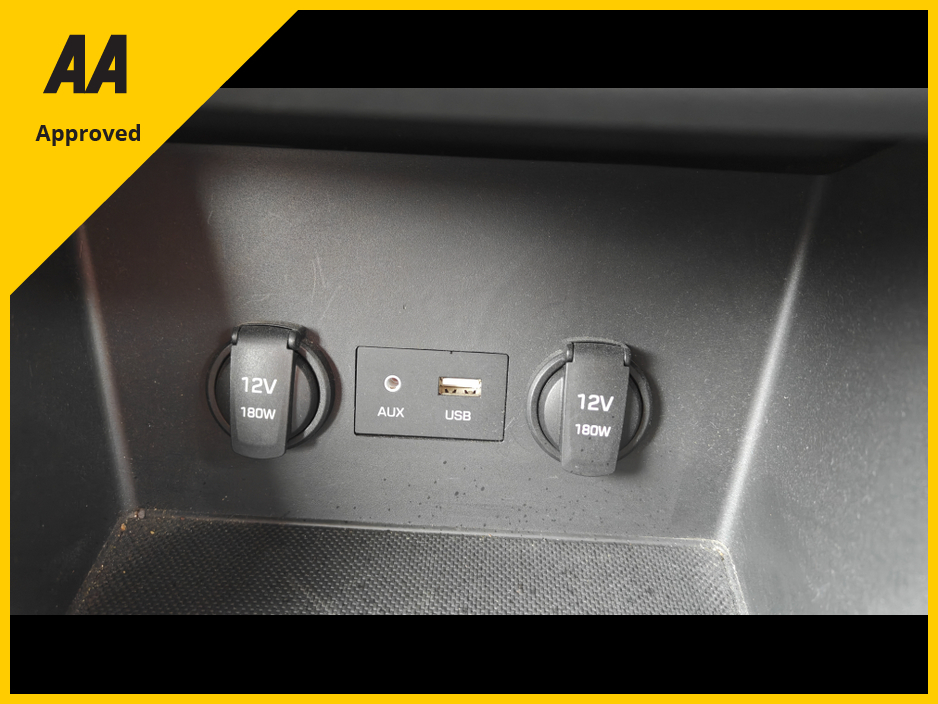 2018 Hyundai i30 - image 25