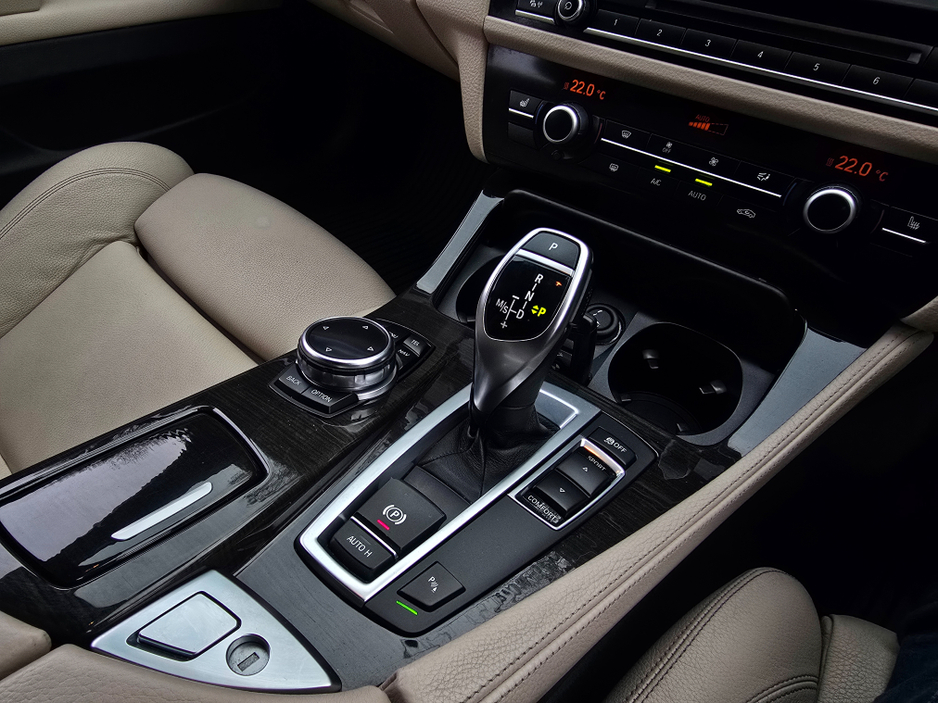 2014 BMW 5 Series 520D M-Sport Auto 2014 €13,950