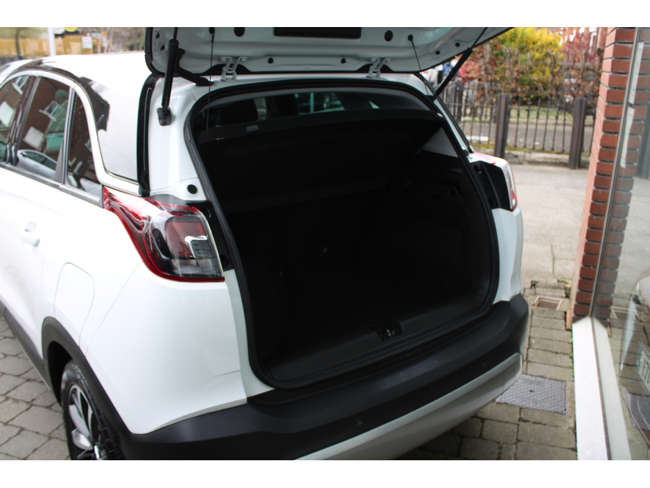 2019 Opel Crossland X - image 9