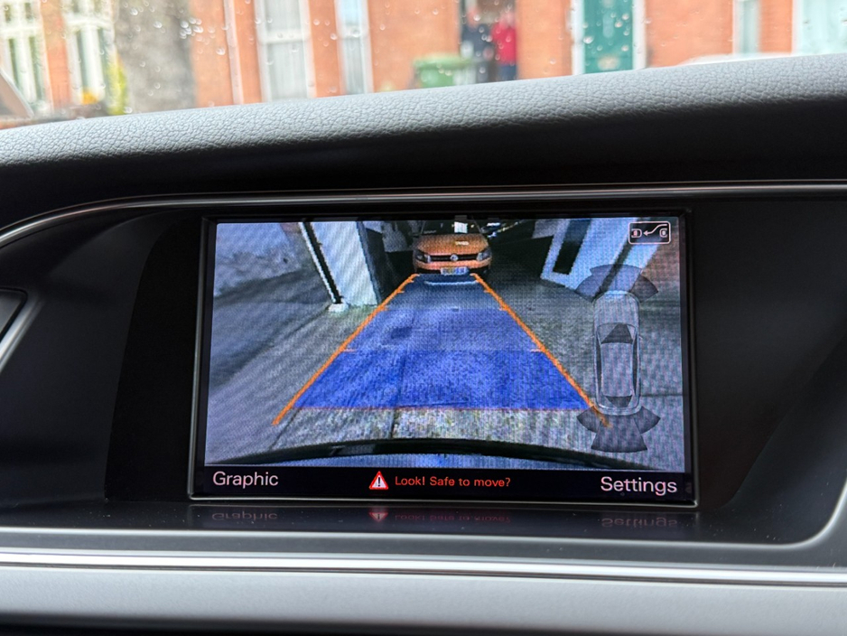 2015 Audi A4 - image 17