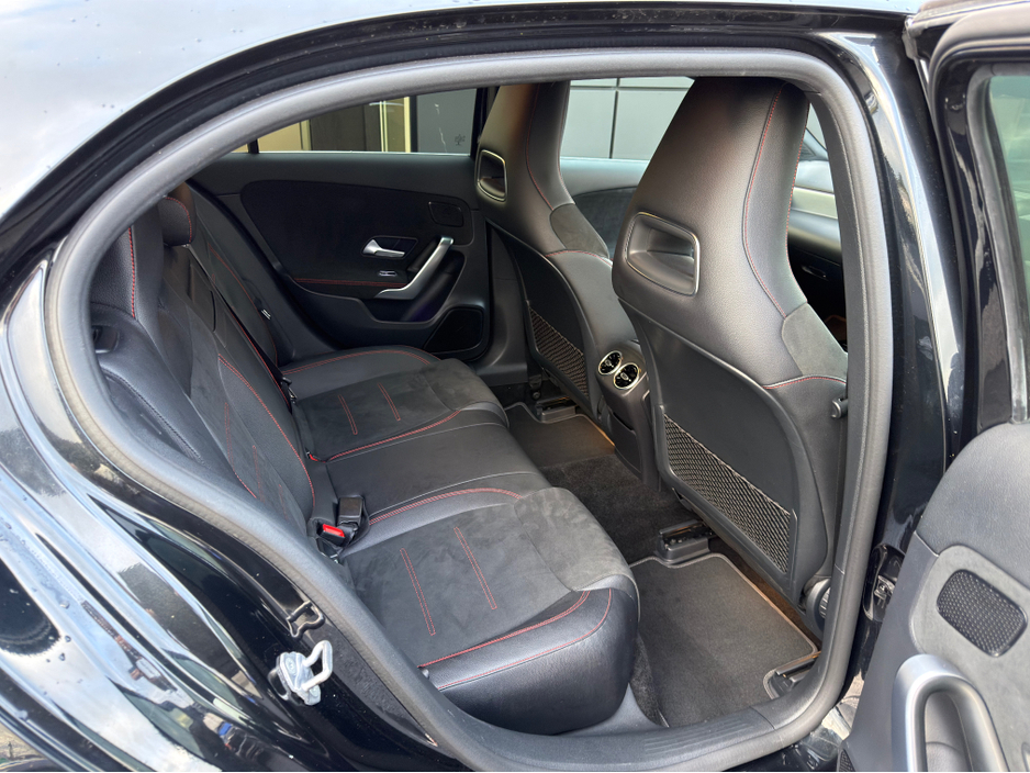 2019 Mercedes-Benz A Class A200d - AMG Premium + Low mileage €24,890