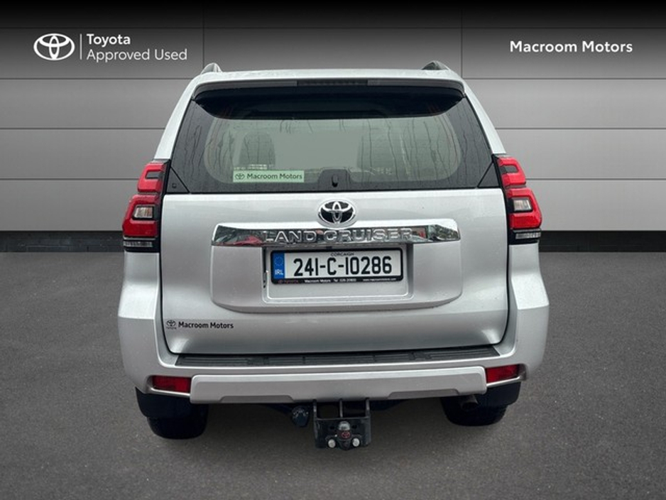 2024 Toyota Landcruiser - image 4