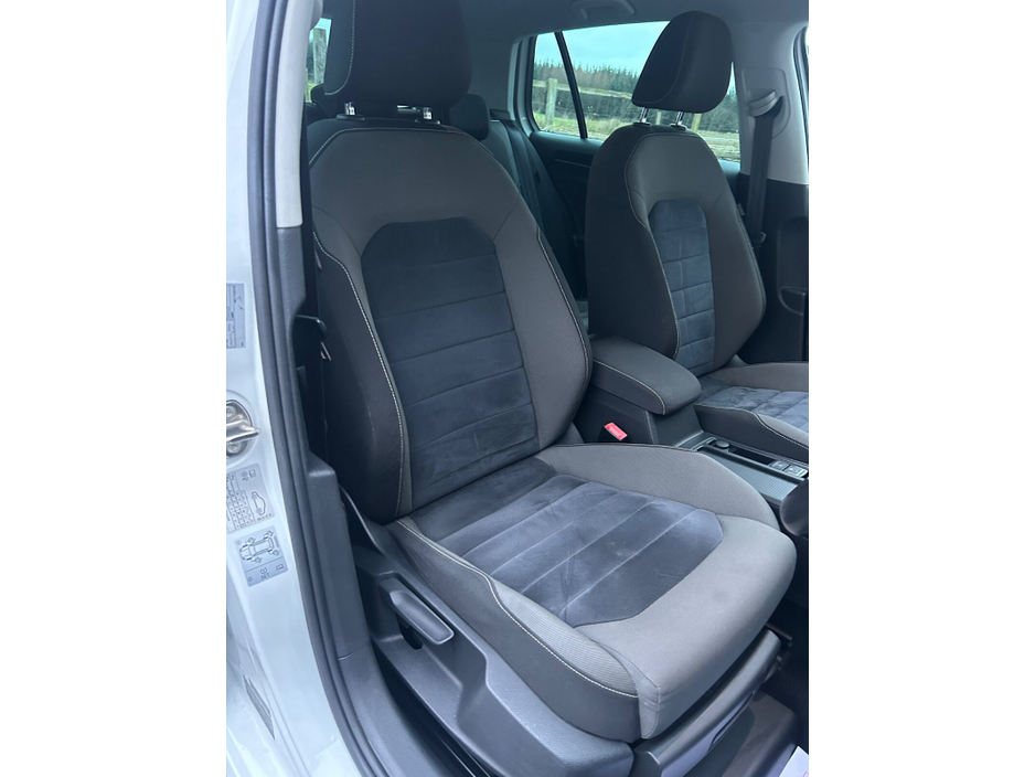 2017 Volkswagen Golf 1.4 TSI 5DR 150HP Highline €17,500