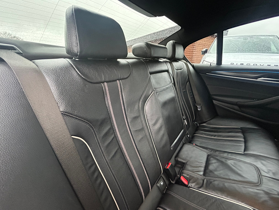 2021 BMW 5 Series  €29,950