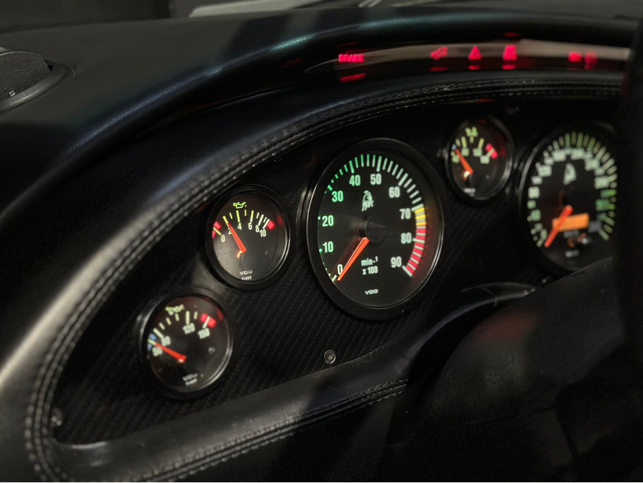 2000 Lamborghini Diablo - image 39