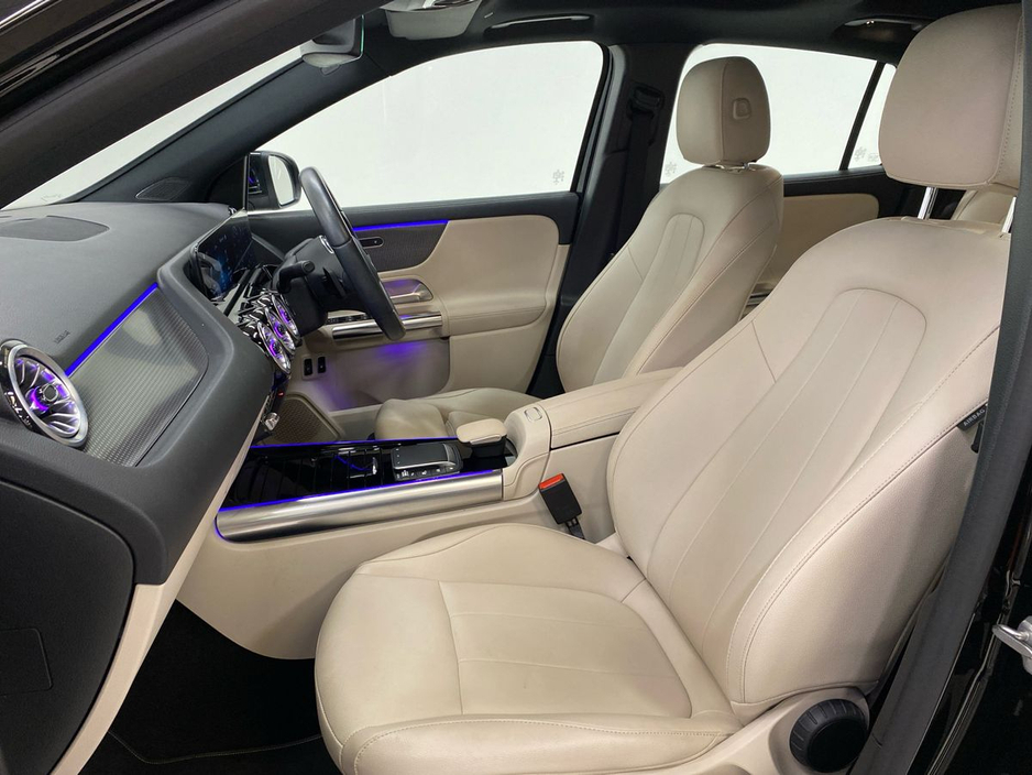 2022 Mercedes-Benz GLA Class - image 13