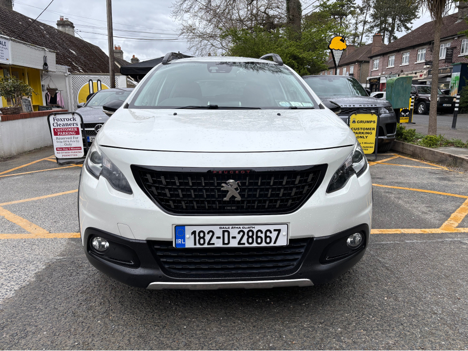 2018 Peugeot 2008 - image 2