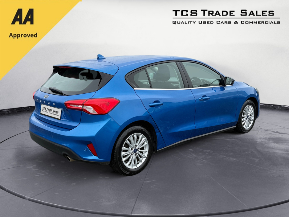 2021 Ford Focus - image 3