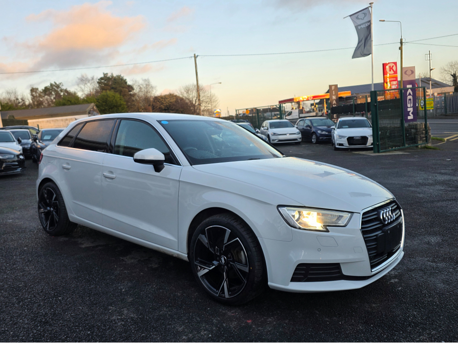 2019 Audi A3 ( 192 ) 1.4 SPORTS EDITION NAVI VIRTUAL CLOCKS ANDROID AUTO CARPLAY BLIND SPOT LANE ASSIST REAR TRAFFIC ASSIST €19,950