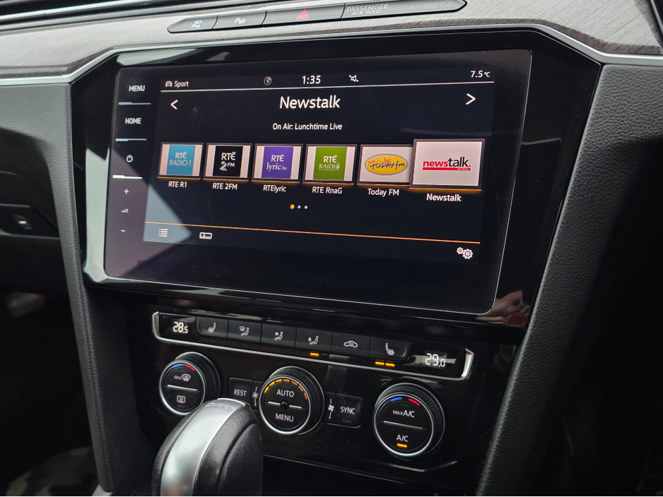 2019 Volkswagen Arteon 2.0 TSI 4 MOTION 280BHP VIRTUAL DASH FULL LEATHER HEATED ELECTRIC SEATS SAT NAV CARPLAY ANDROID AUTO BLIND SPORT PARKING SENSORS SELF PARKING ASSIST 360 CAMERA €30,950