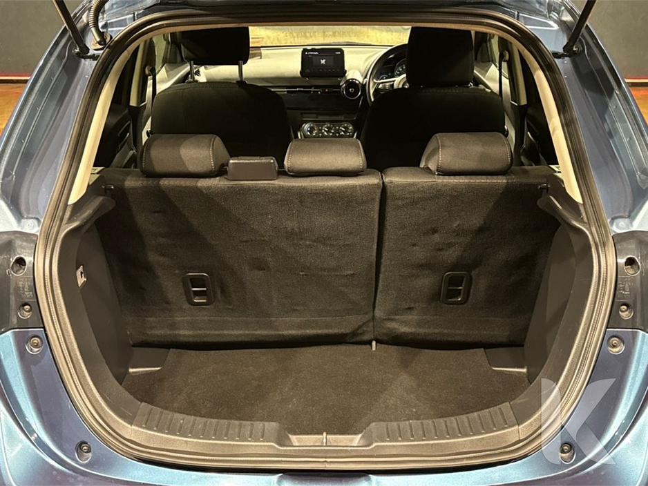 2018 Mazda Demio - image 10