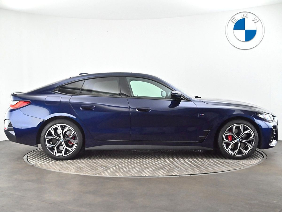 2022 BMW 4 Series - image 23