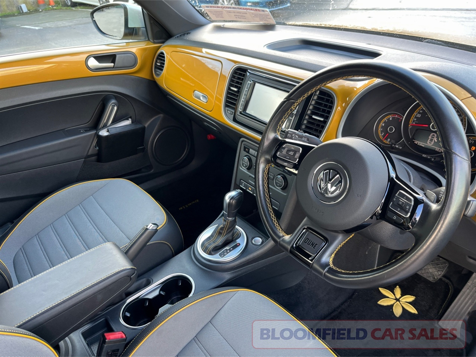 2016 Volkswagen Beetle DUNE EDITION , AUTO // PRISTINE €15,950