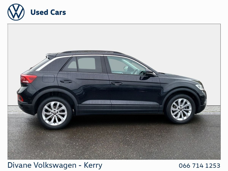 2024 Volkswagen T-Roc LIFE 2.0 TDI M6F 116 BHP €31,950