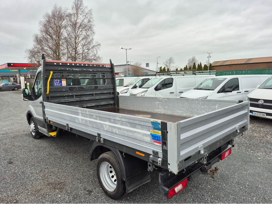 2022 Ford Transit - image 5