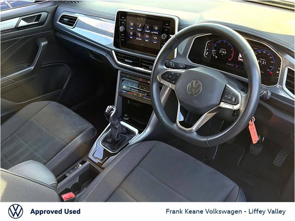 2022 Volkswagen T-Roc - image 7