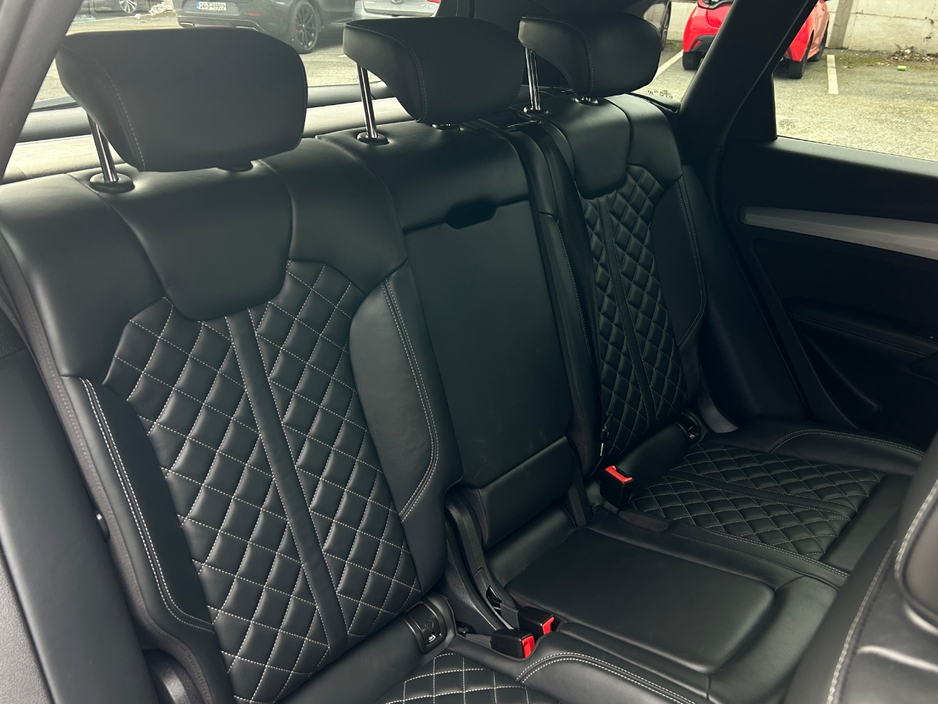 2019 Audi Q5 - image 18