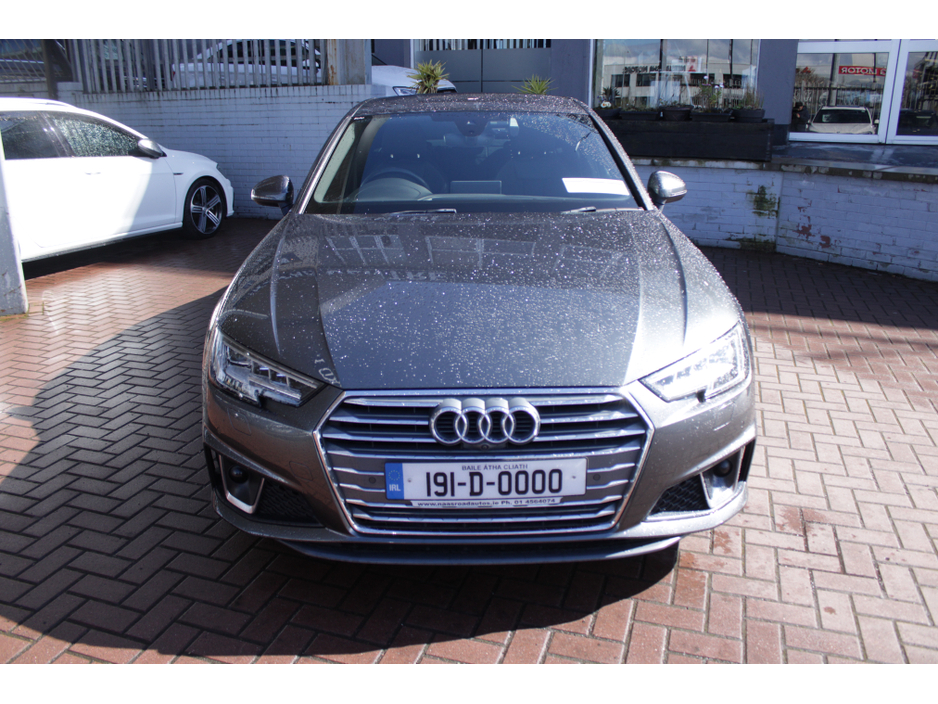 2019 Audi A4 - image 9