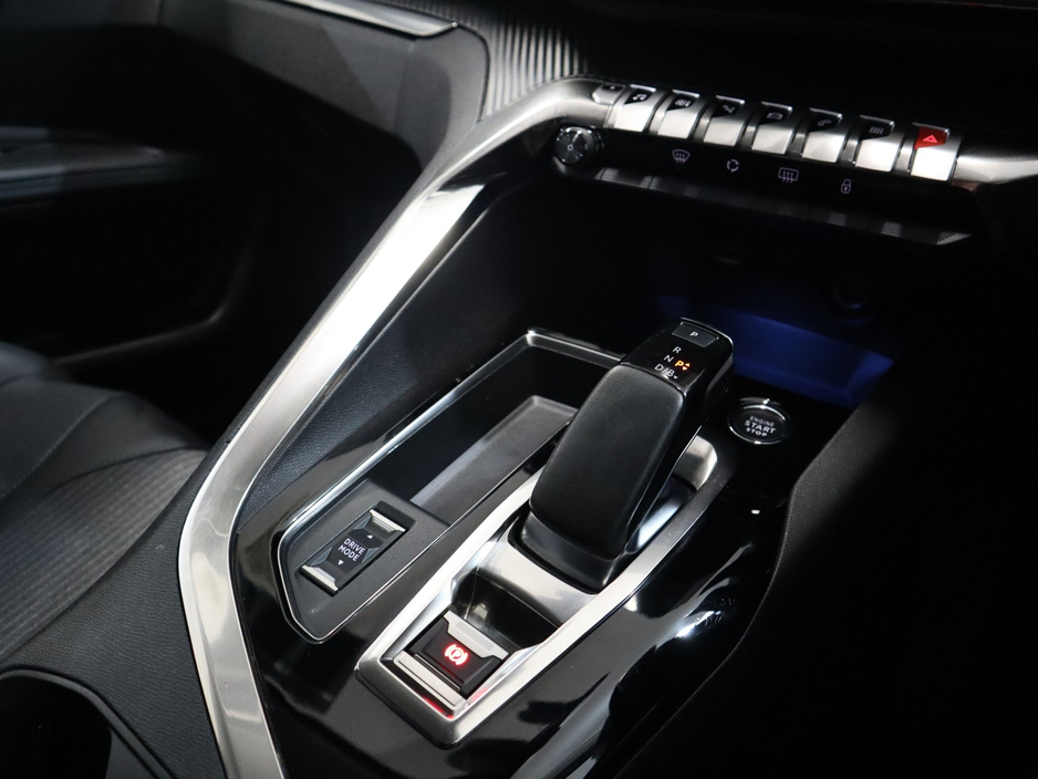 2022 Peugeot 3008 - image 21