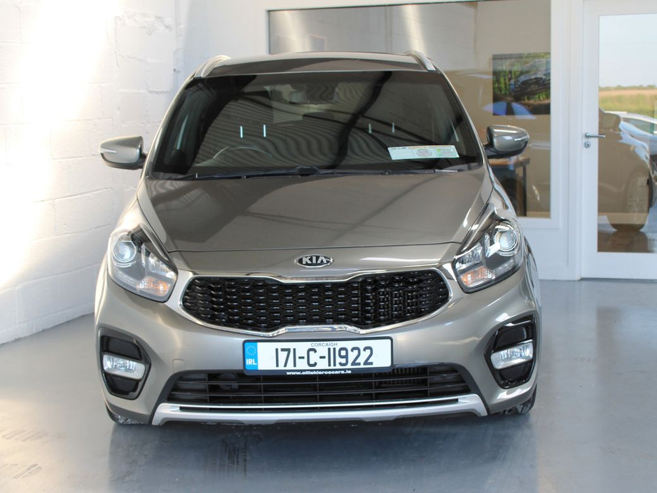 2017 Kia Carens 7 Seater EX 5DR €12,999