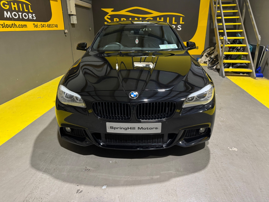 2012 BMW 5 Series - image 8