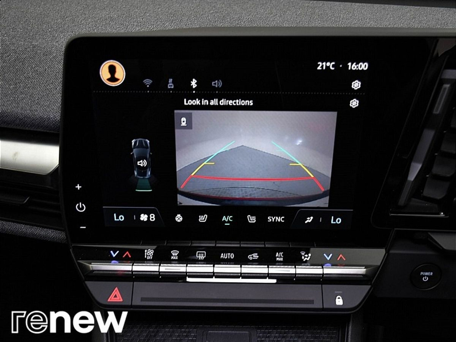 2023 Renault Megane E-Tech Equilibre EV60 220hp €25,990