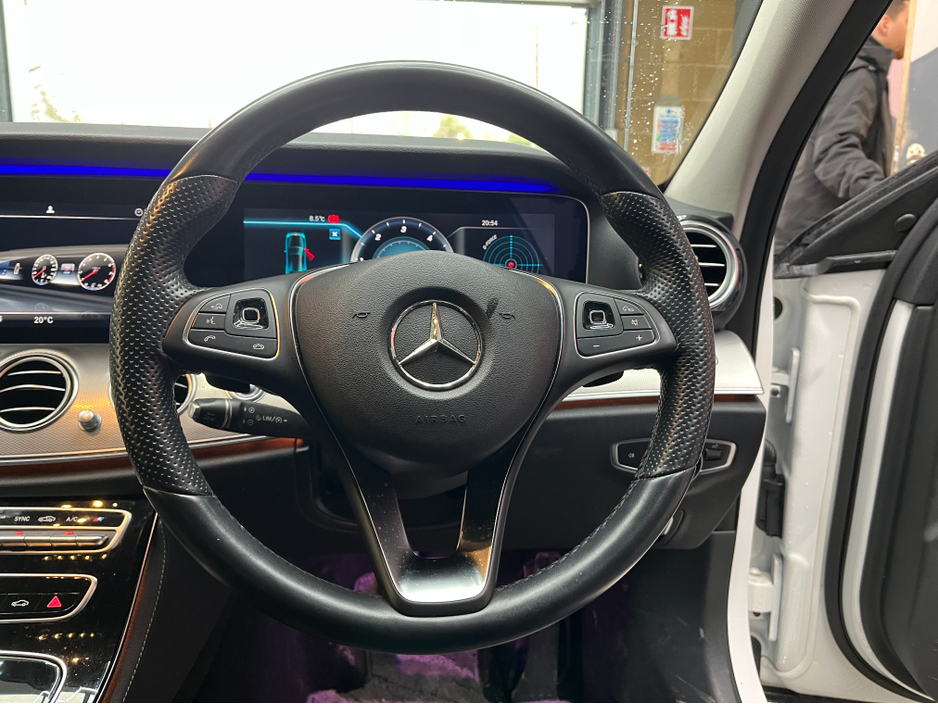 2017 Mercedes-Benz E Class €23950 2017 MERCEDES-BENZ E220D AVANTGARDE 2.0 AUTOMATIC / CRUISE CONTROL / 360° PARKING CAMERA / ELECTRIC MEMORY & HEATED SEATS / PADDLE SHIFTERS / APPLE CARPLAY / AMBIENT LIGHTS €23,950