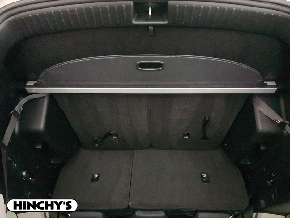 2024 Kia Sorento - image 9