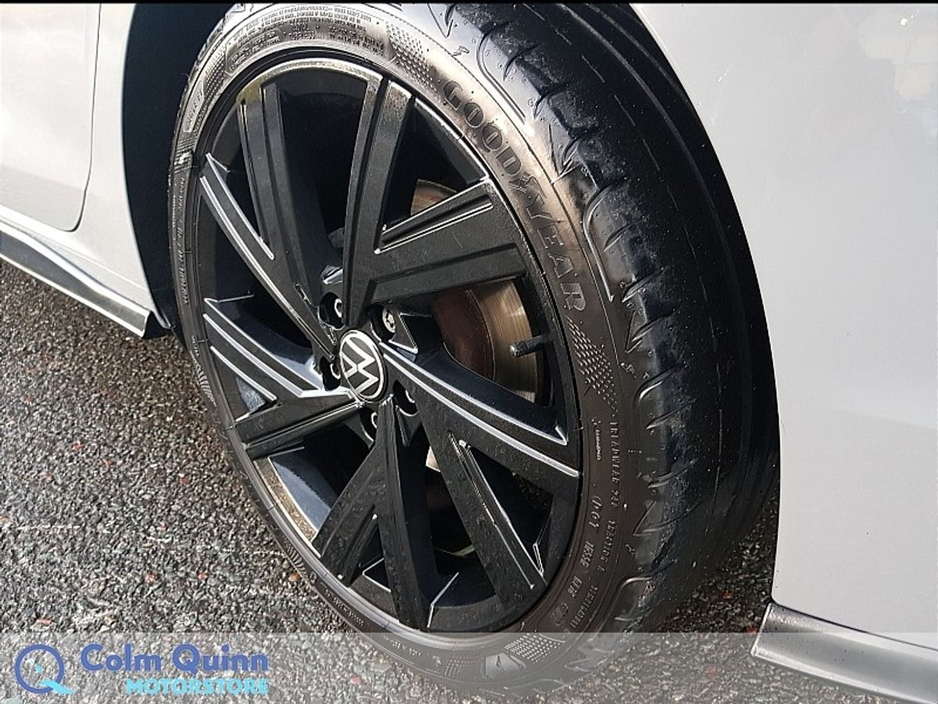 2024 Volkswagen Golf R-Line DSG 2.0 TDI 150HP *Manufacturers Warranty Until 27-02-2027/90,000Kms* €38,995