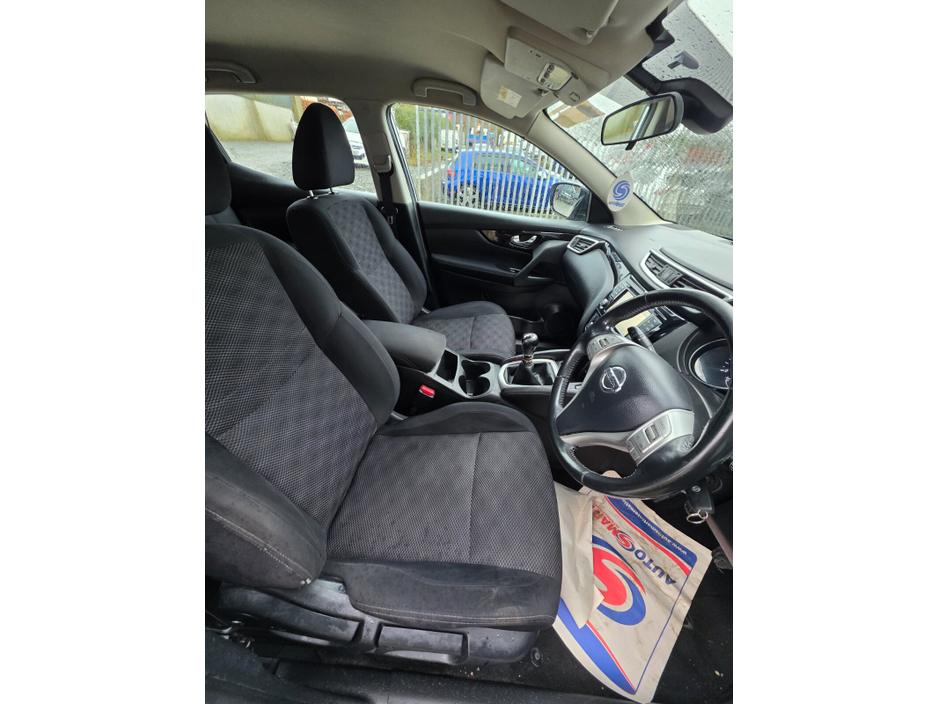 2017 Nissan Qashqai 1.5 DSL XE €8,995