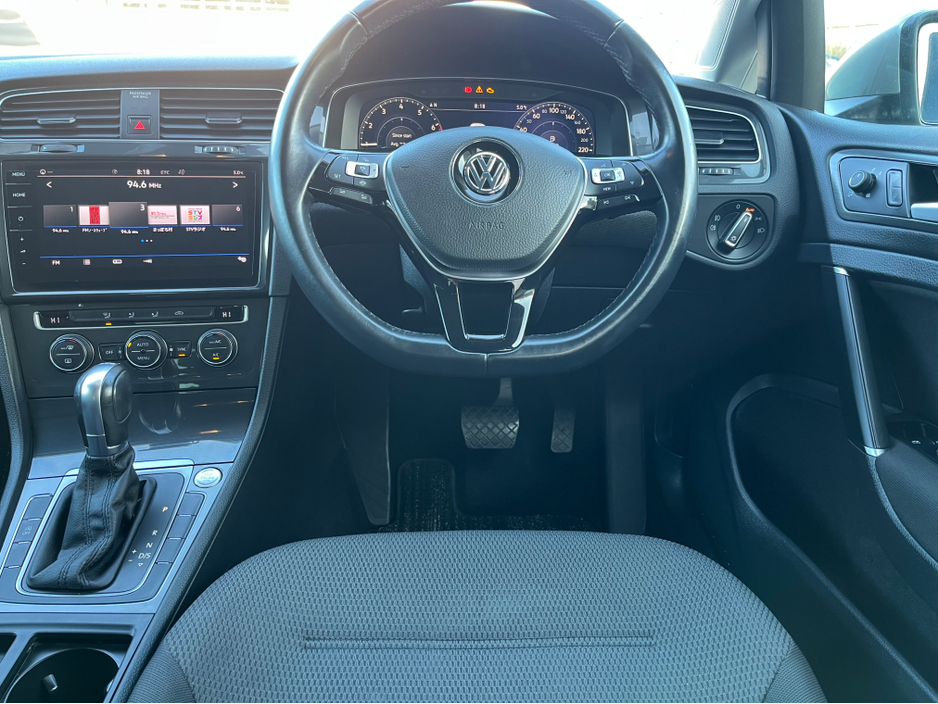 2019 Volkswagen Golf - image 22