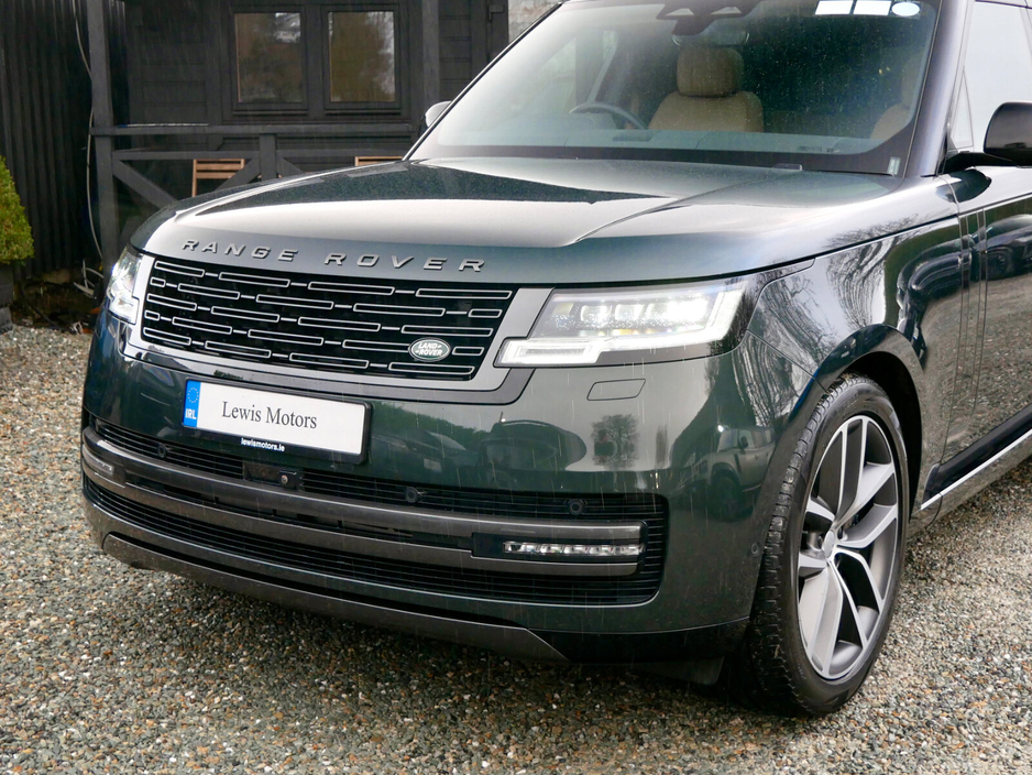 2024 Land Rover Range Rover SWB 3.0 I6 PHEV SE €128,950